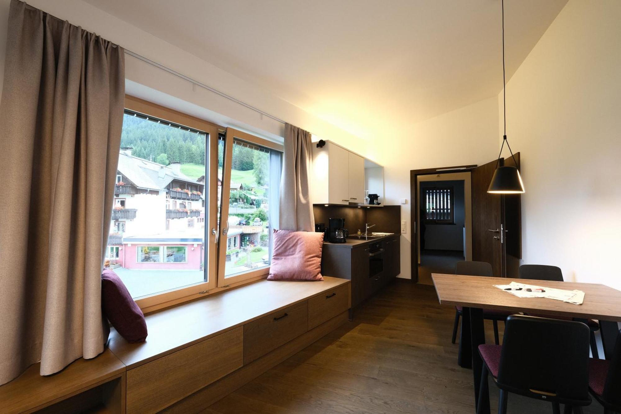 Seehotel & Seeapartments Kaerntnerhof- Direkt Am See! Weissensee Dış mekan fotoğraf